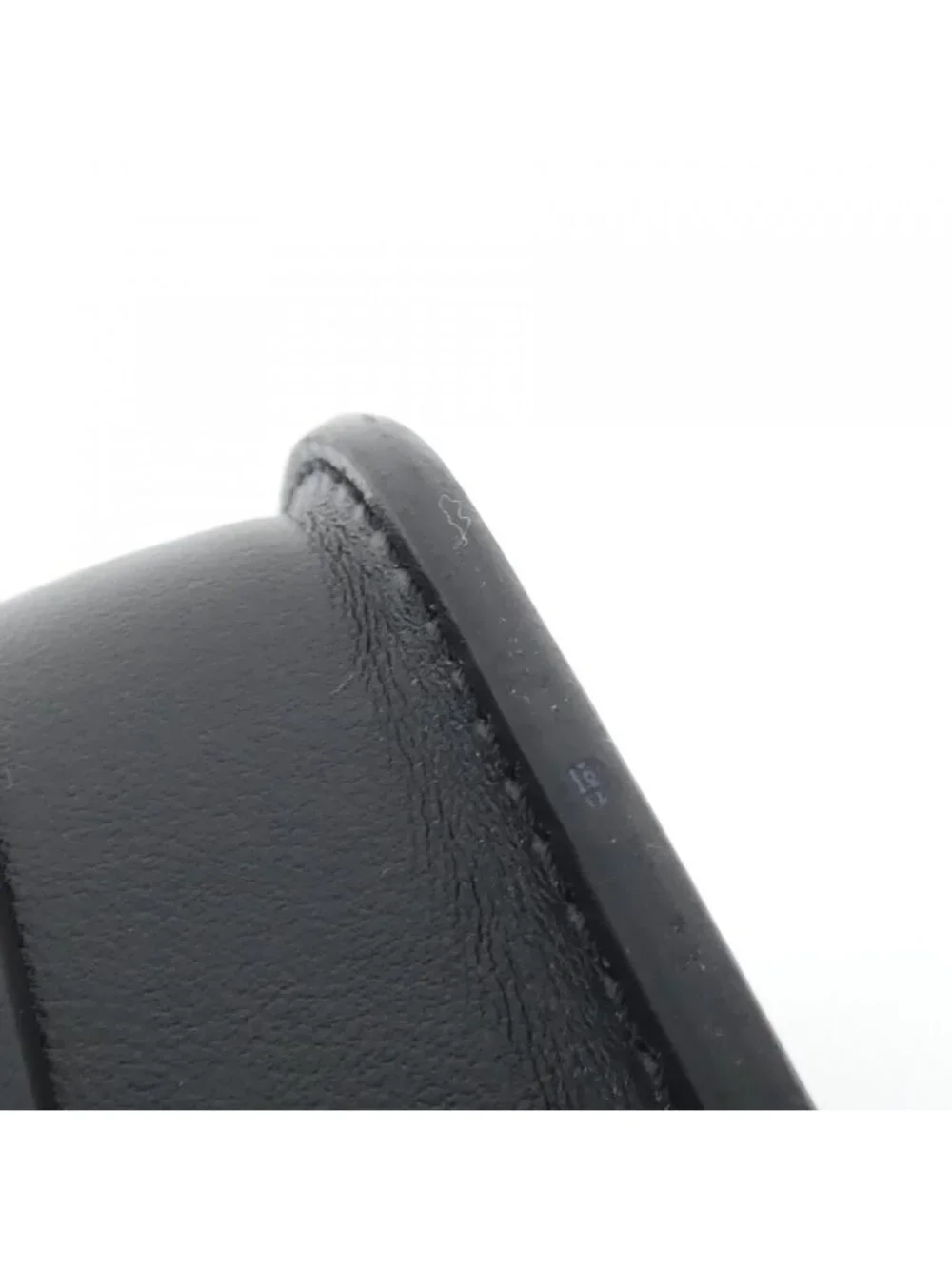Louis Vuitton LV Pont Neuf Shoulder